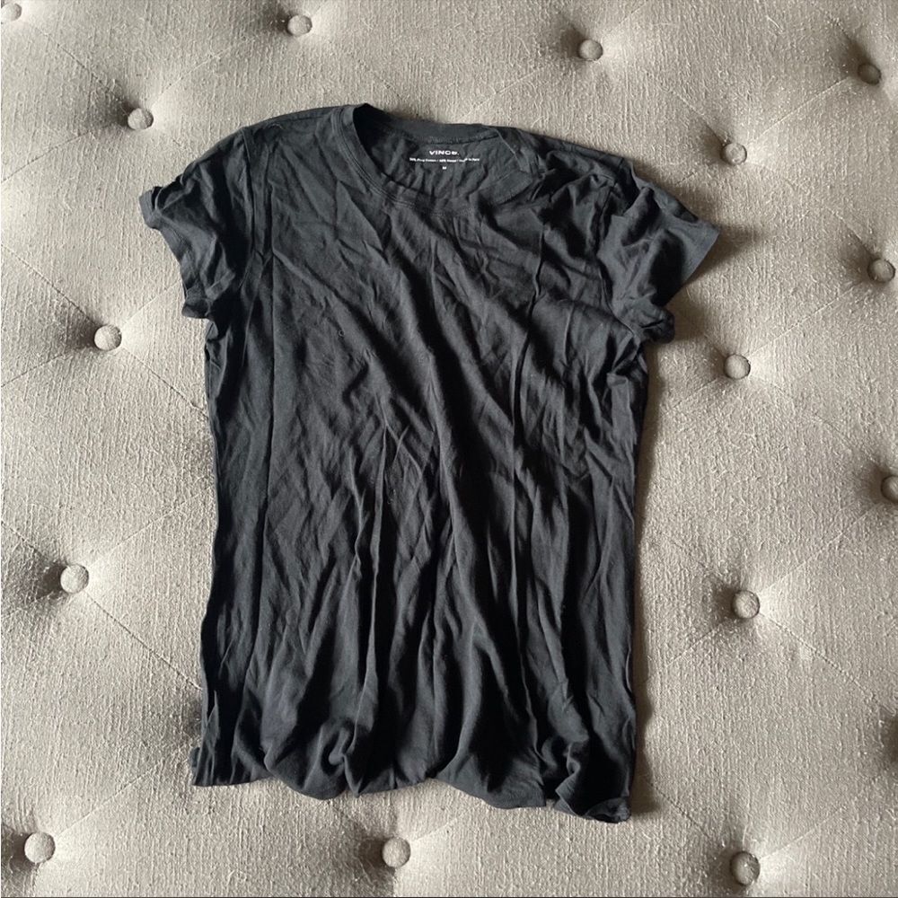 Vince medium black tee